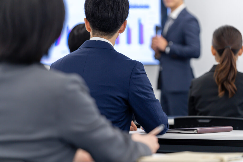営業研修の目的や内容、困ったときに役立つ5つのヒントを徹底解説